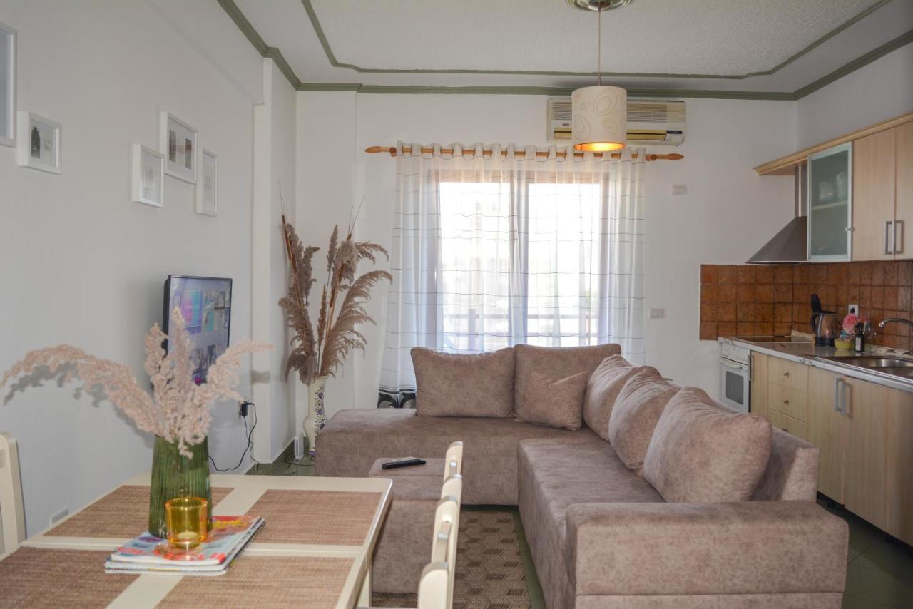 Moraceae Lovely Apartment Tirana Buitenkant foto